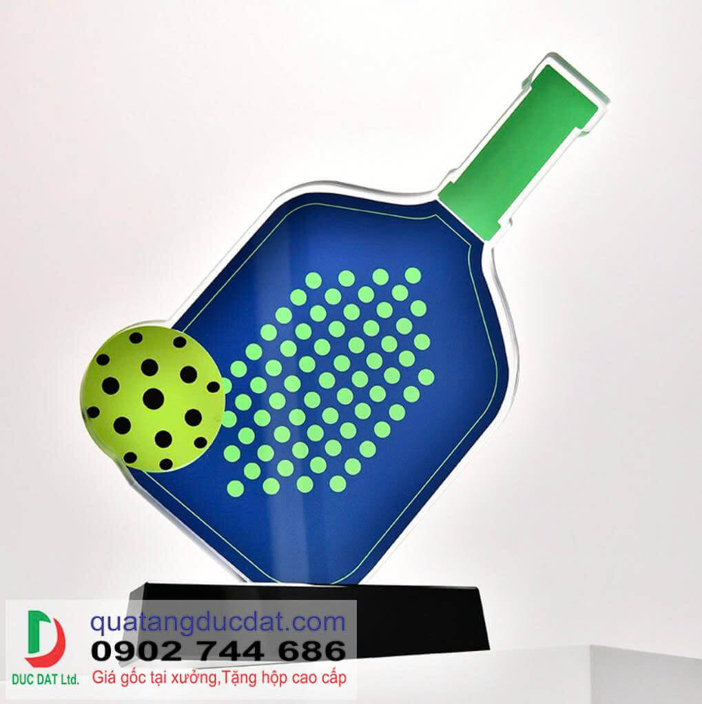Cúp Pickleball thiết kế riêng cho giải đấu tại Việt Nam