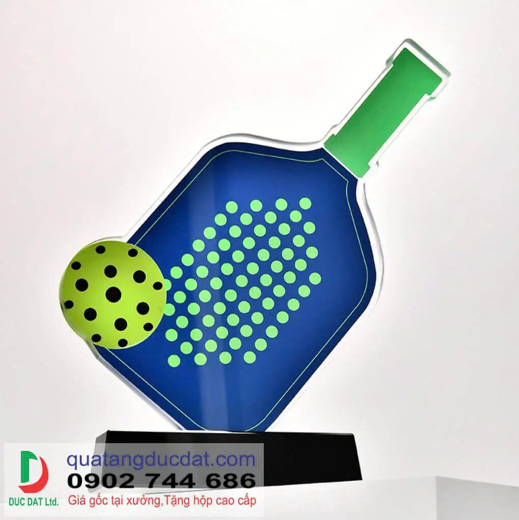 Cúp vinh danh Pickleball 17 – Tặng nhà vô địch giải đấu 2025